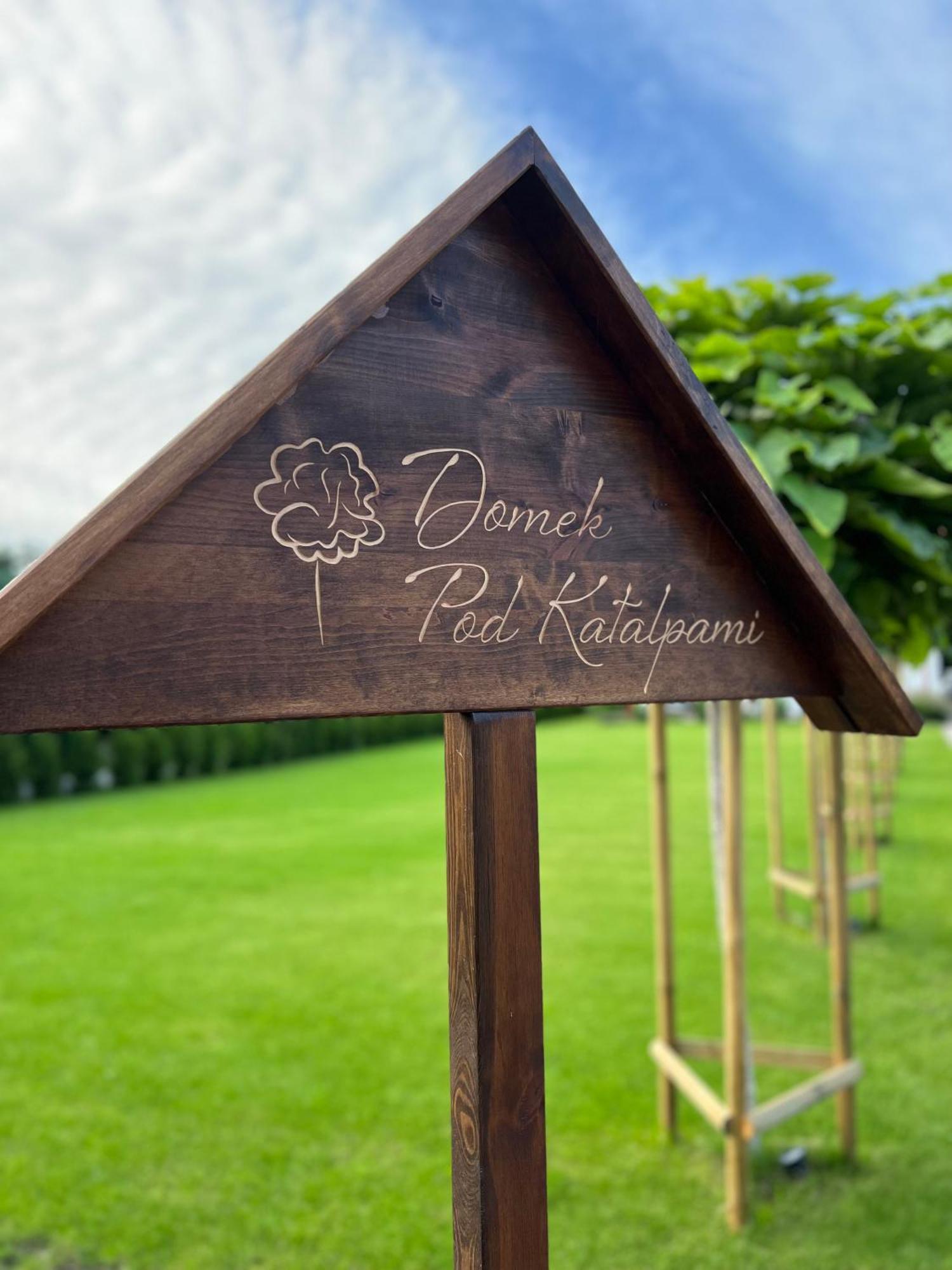 Domek Pod Katalpami Glowno Экстерьер фото